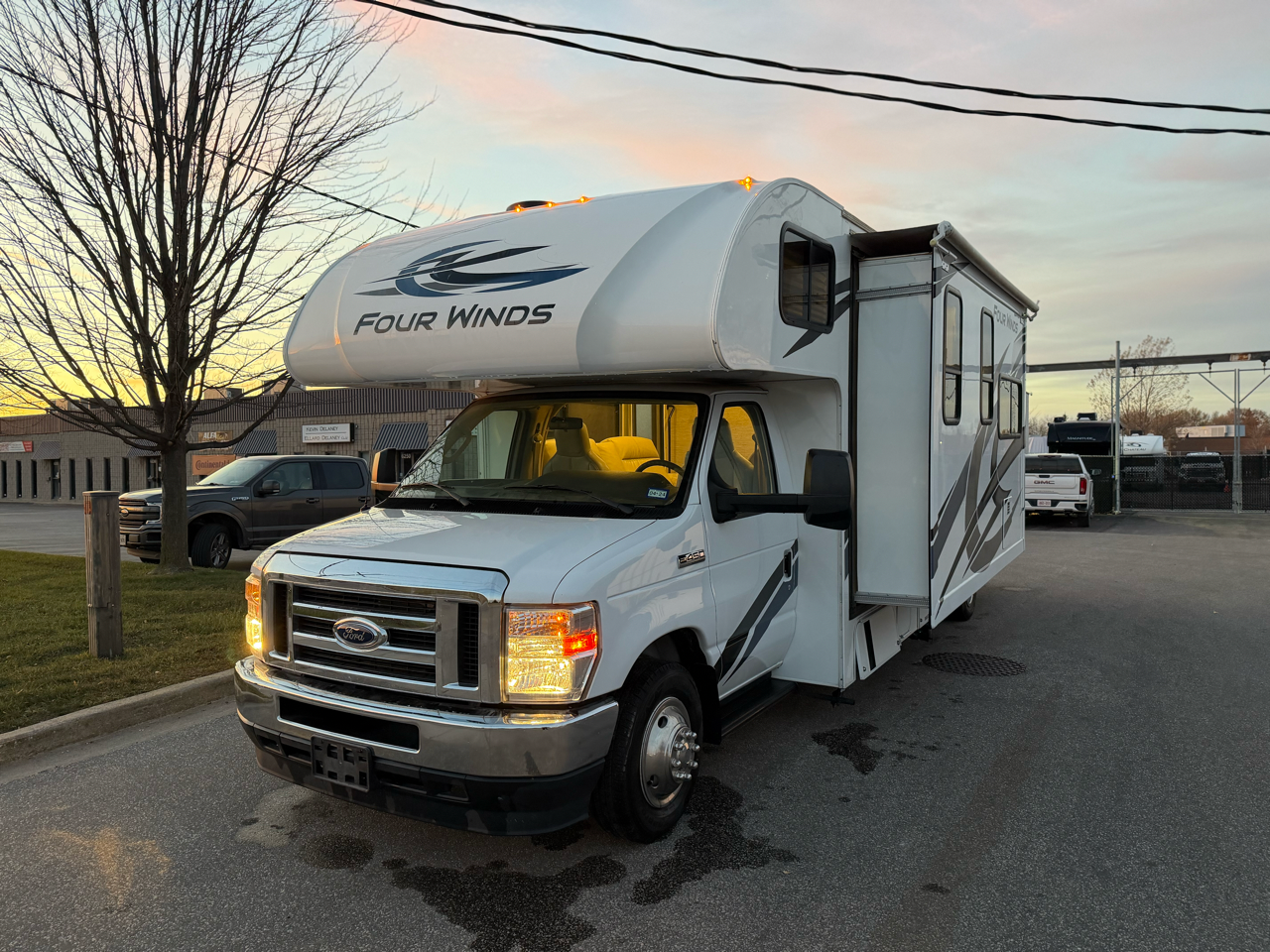 2022 THOR FOUR WINDS 28Z