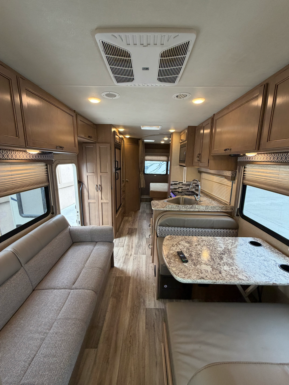 2019 THOR FREEDOM ELITE 26H