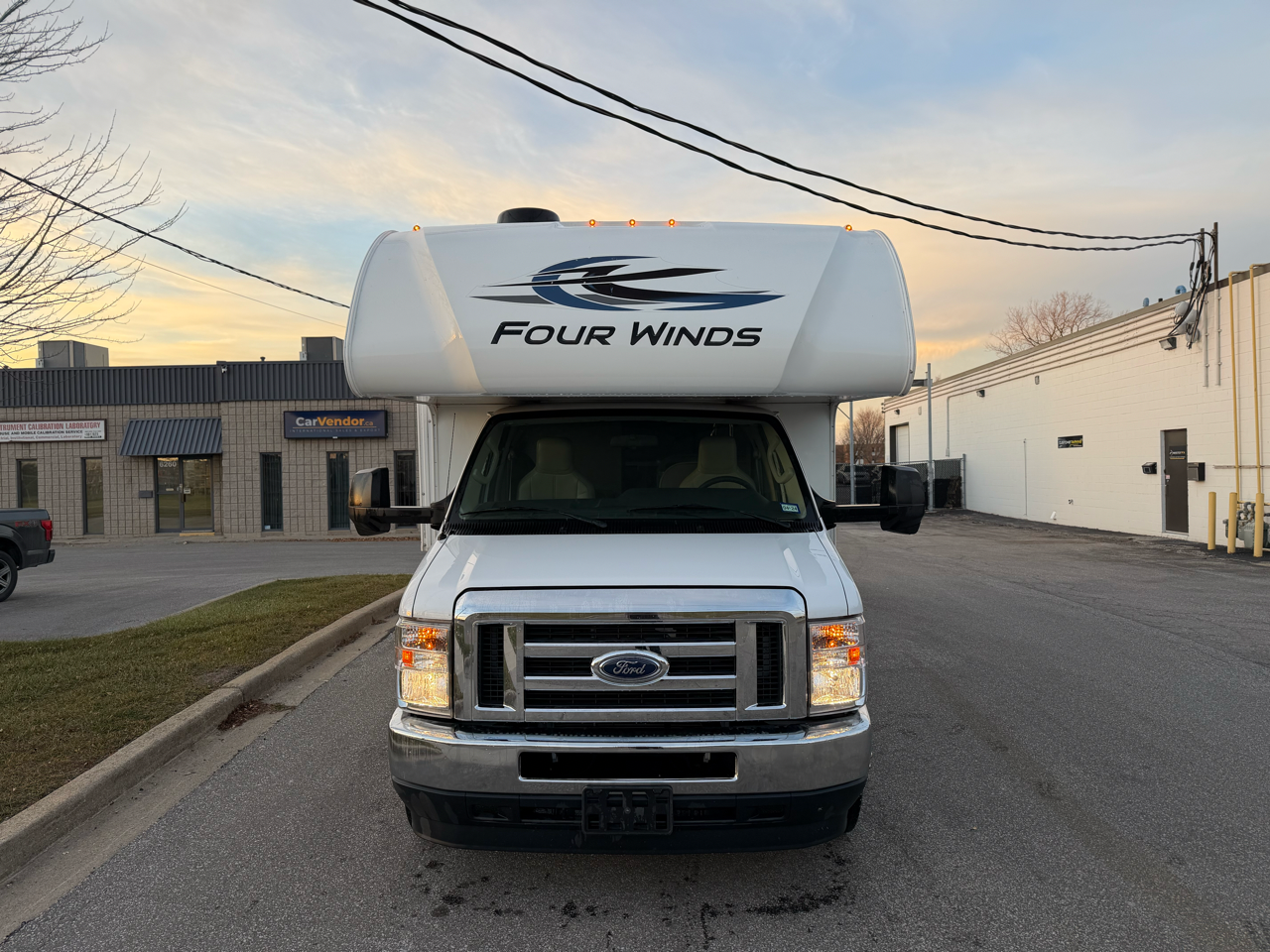 2022 THOR FOUR WINDS 28Z