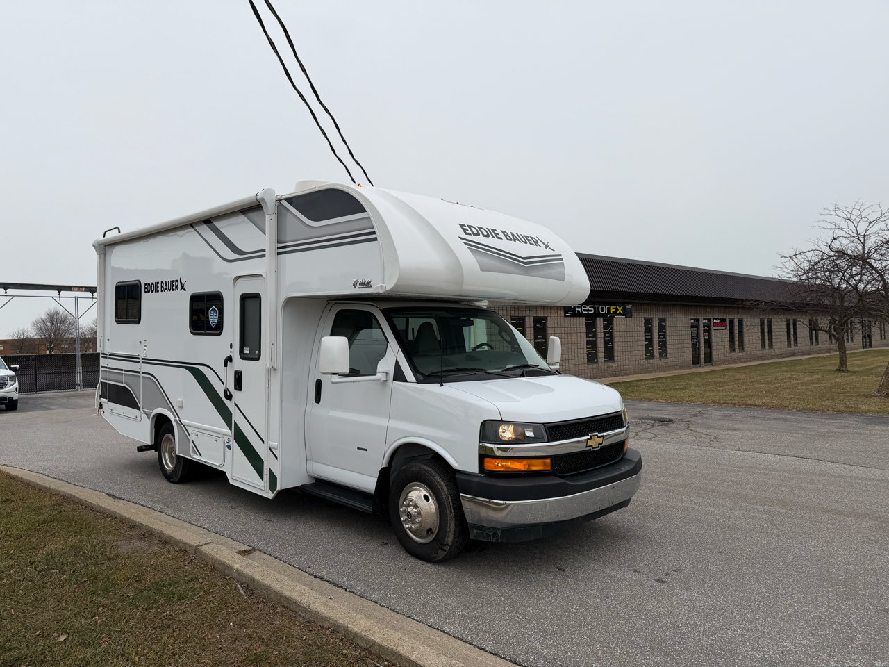 2025 THOR EDDIE BAUER 22EB