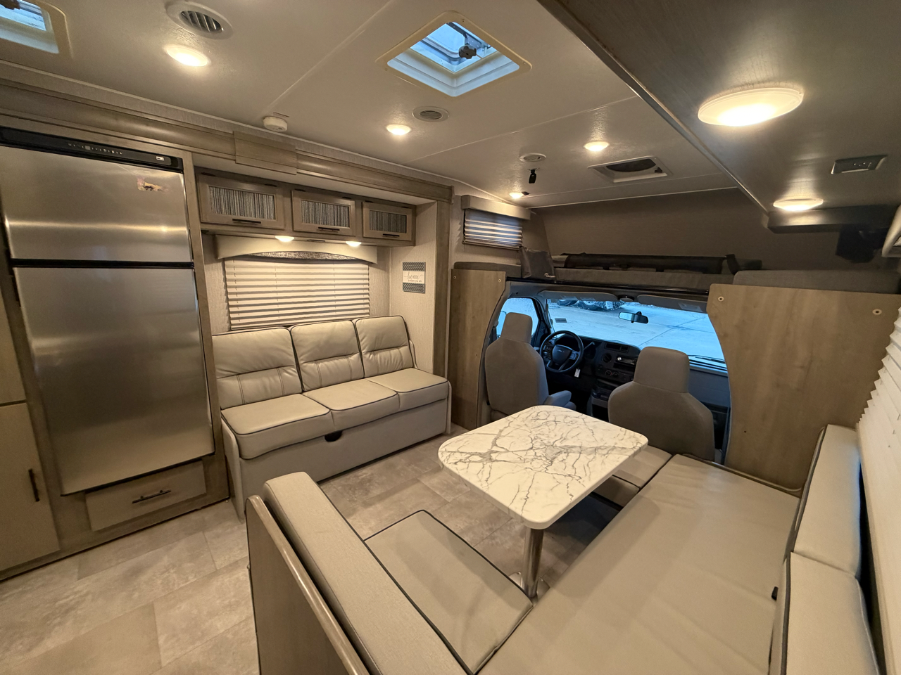 2022 COACHMEN FREELANDER 26DS