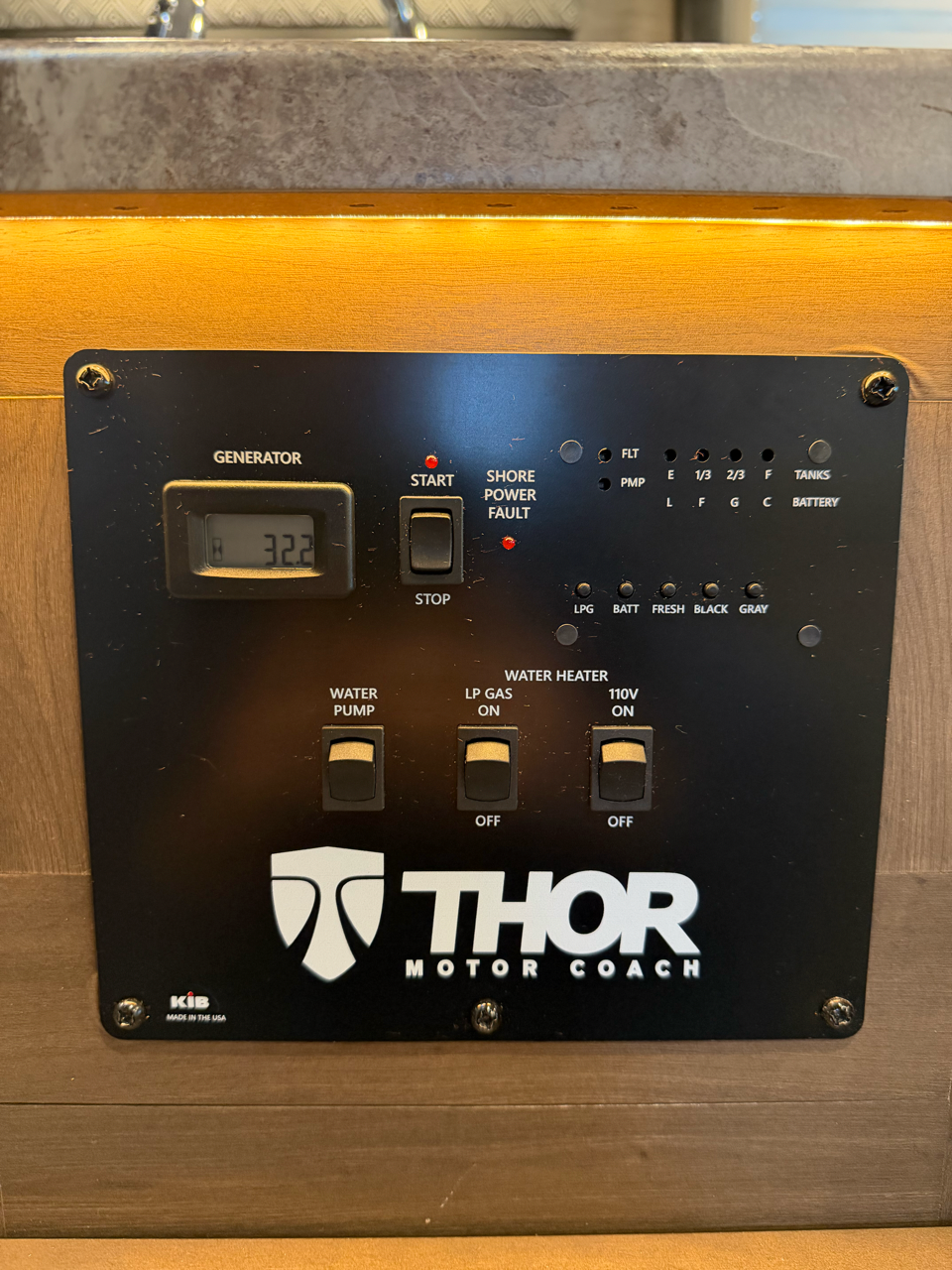 2022 Thor Chateau 28A
