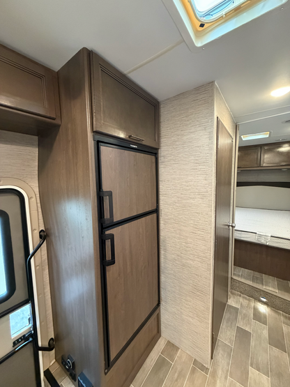 2022 Thor Chateau 28A