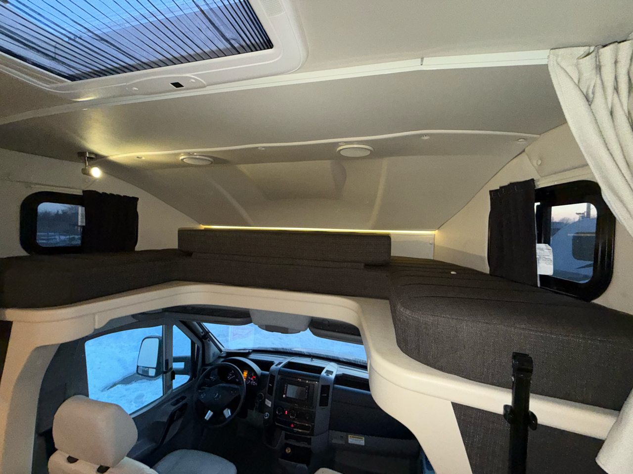 2016 WINNEBAGO VIEW 24J