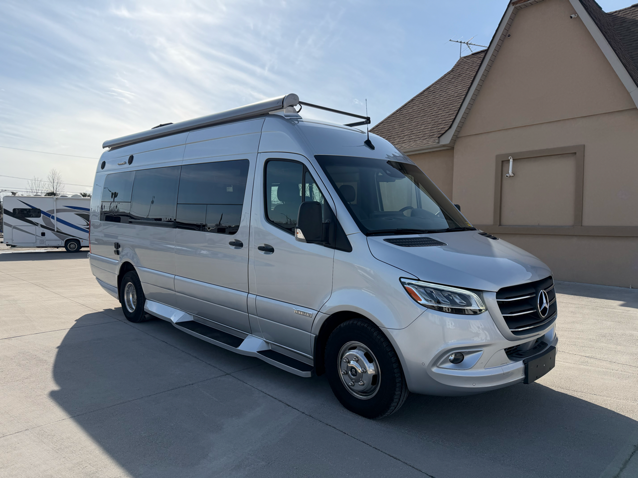 2023 WINNEBAGO ERA 70X