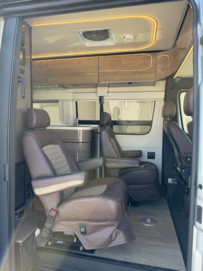 2023 WINNEBAGO ERA 70X