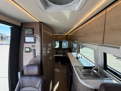 2023 WINNEBAGO ERA 70X