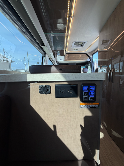 2023 WINNEBAGO ERA 70X
