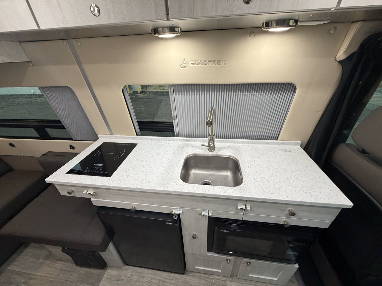 2023 ROADTREK AGILE SS