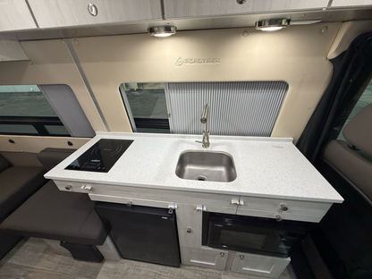 2023 ROADTREK AGILE SS