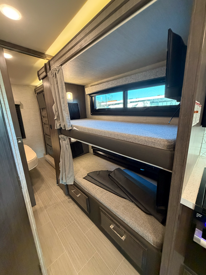2022 ENTEGRA ODYSSEY 31F
