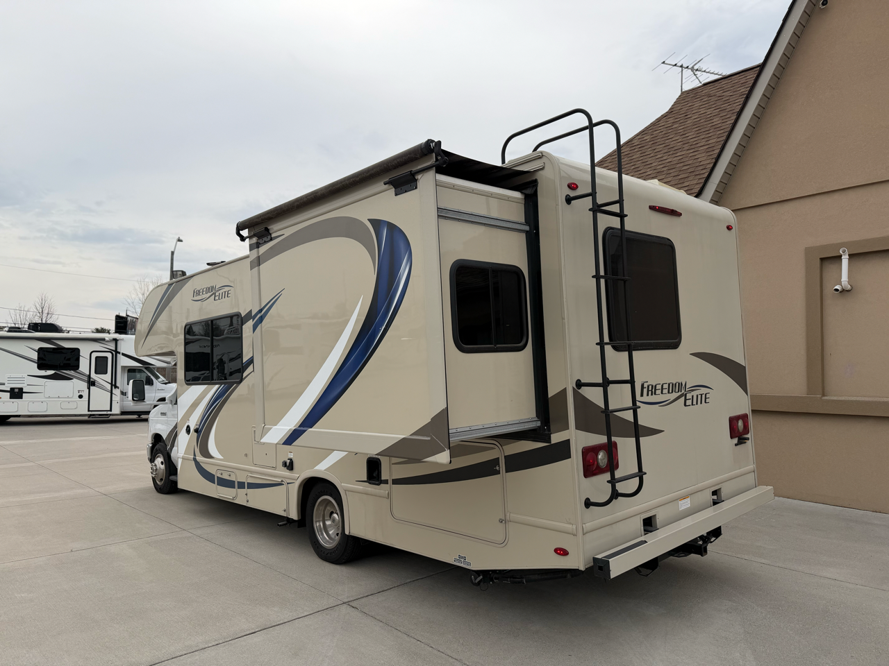 2019 THOR FREEDOM ELITE 26H