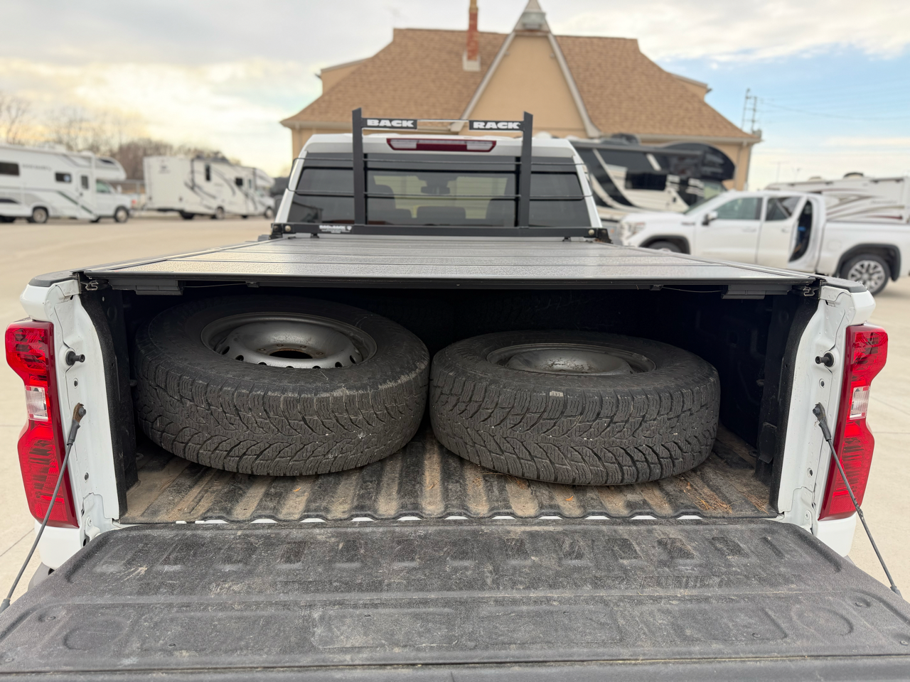 2024 CHEVROLET SILVERADO 2500 W/PLOW