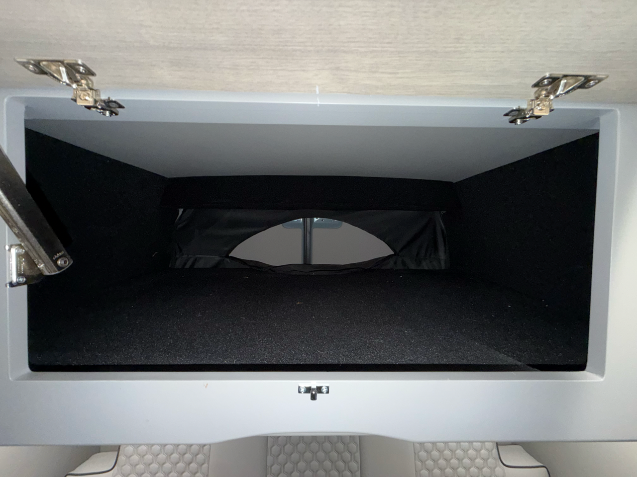 2025 Midwest Automotive Designs Heritage MD2