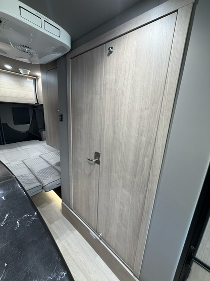 2025 Midwest Automotive Designs Heritage MD2