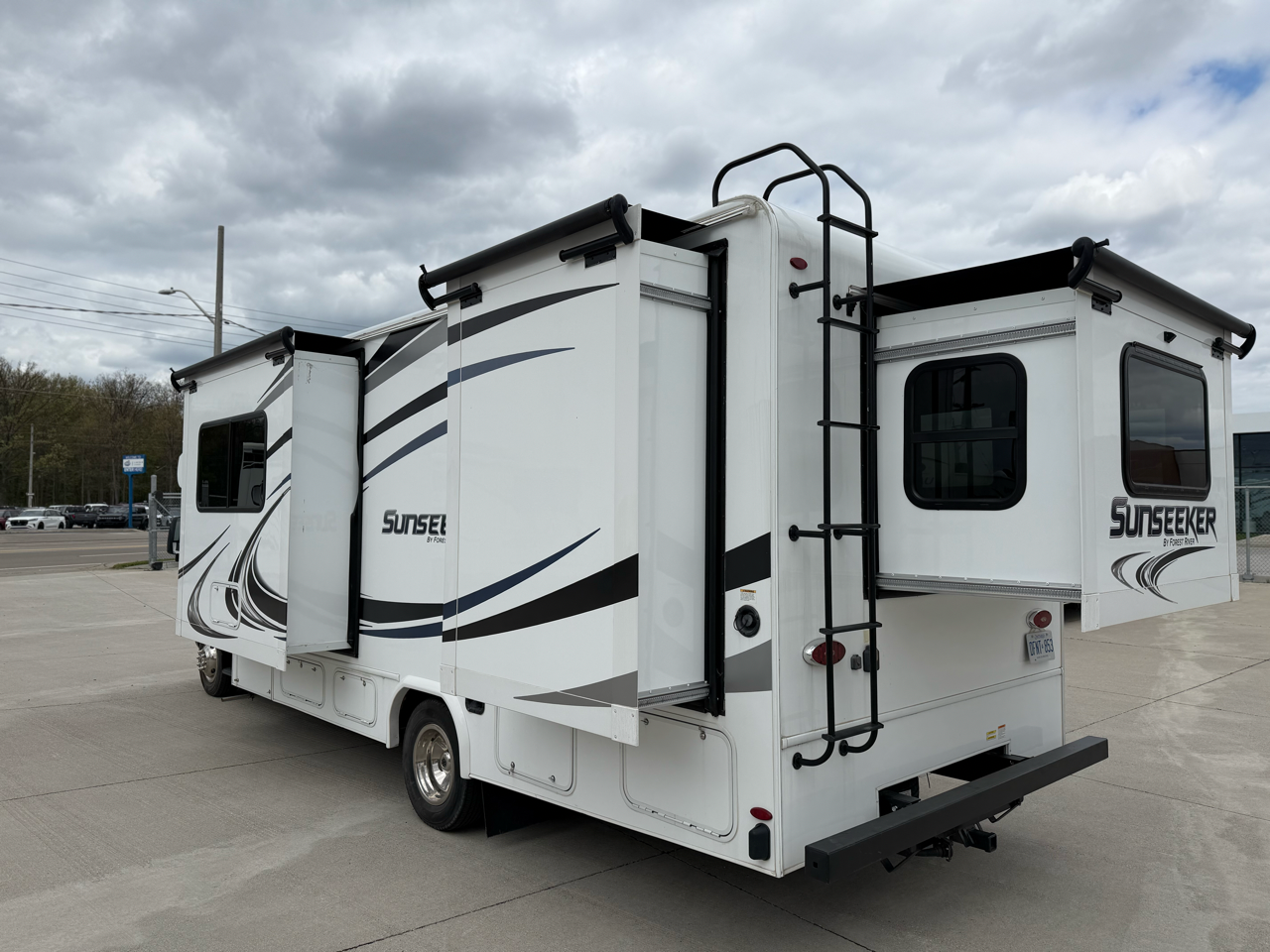 2020 FOREST RIVER SUNSEEKER 2500TS