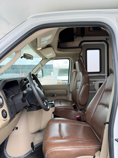 2020 FOREST RIVER SUNSEEKER 2500TS