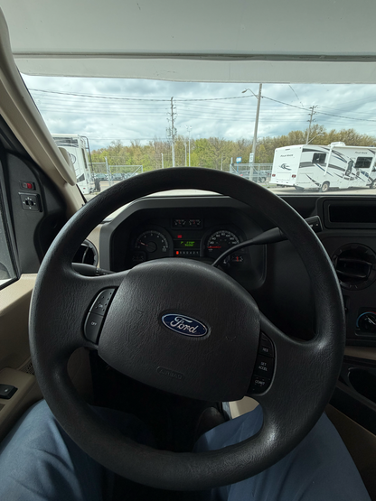 2020 FOREST RIVER SUNSEEKER 2500TS