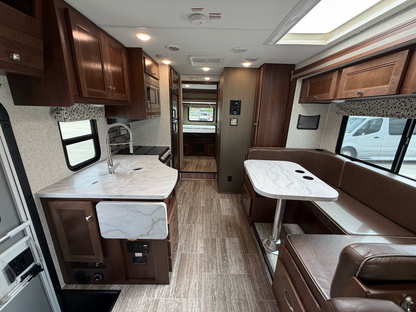 2020 FOREST RIVER SUNSEEKER 2500TS