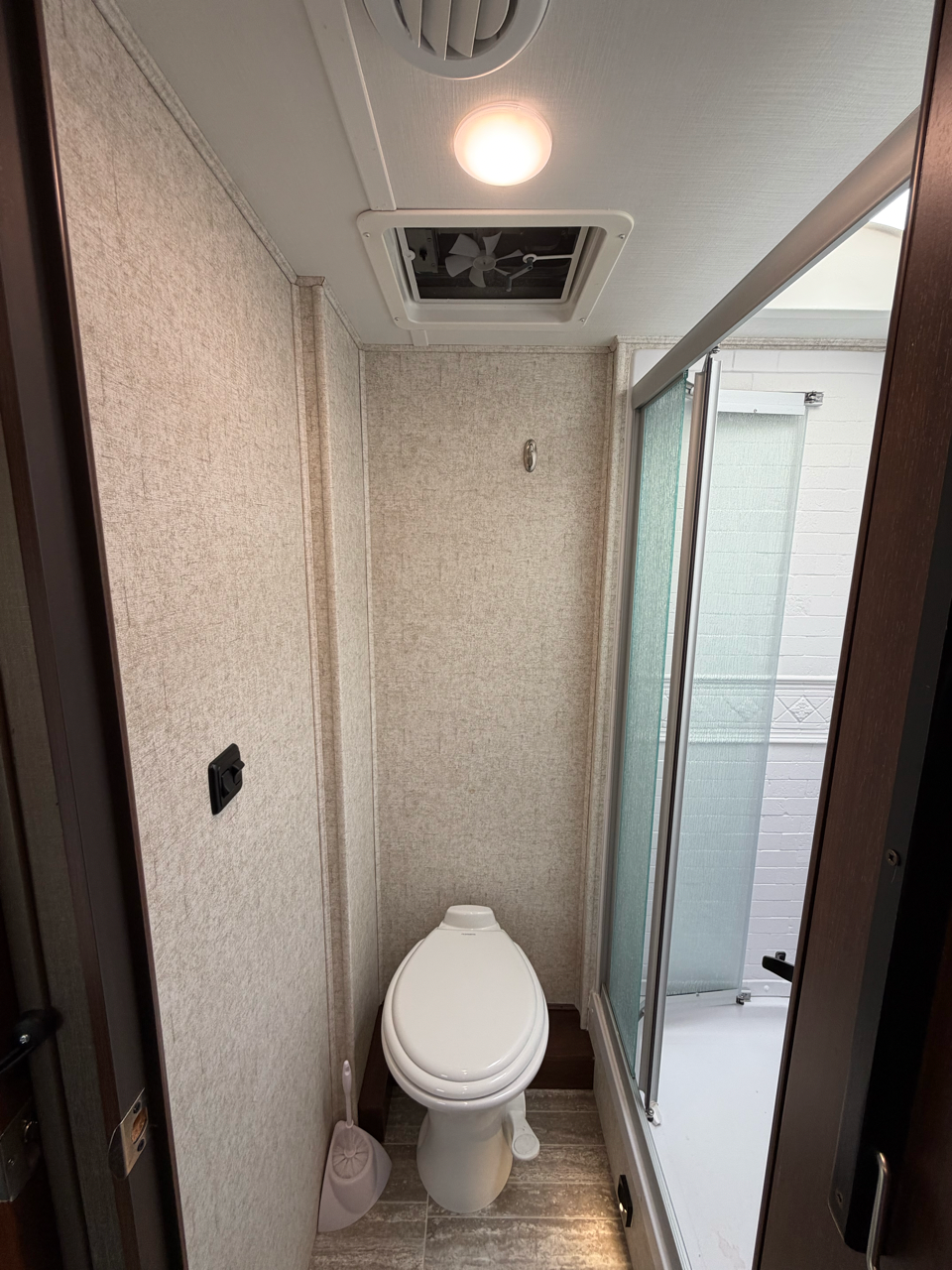 2020 FOREST RIVER SUNSEEKER 2500TS