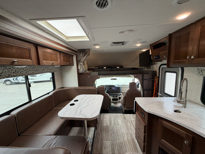 2020 FOREST RIVER SUNSEEKER 2500TS