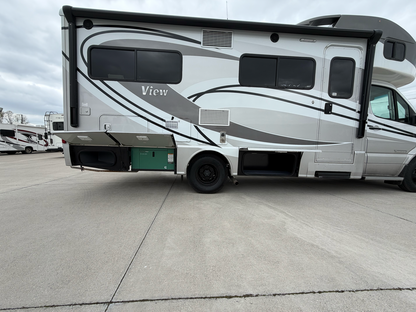2016 WINNEBAGO VIEW 24J